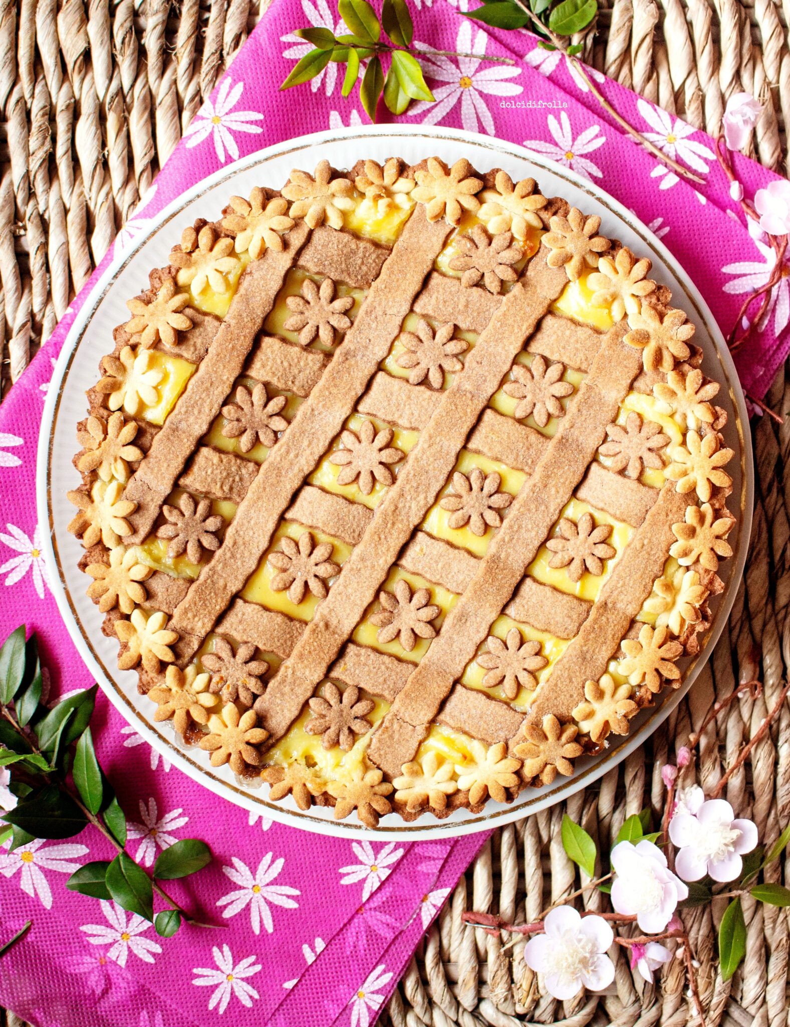 CROSTATA AL CACAO CON CREMA AL CIOCCOLATO BIANCO Dolci di frolla